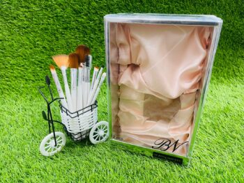 BEAUTY NAKED CYCLE MAKEUP BRUSH SET