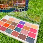 bn-beauty-nakeed-24-colors-eyeshadow-makeup-kit-palette-b-24_1.jpg