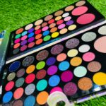 romantic-colour-beauty-book-pallete_1.jpg