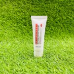 zoo-son-whitening-freckle-essence-face-wash-40g_1.jpg